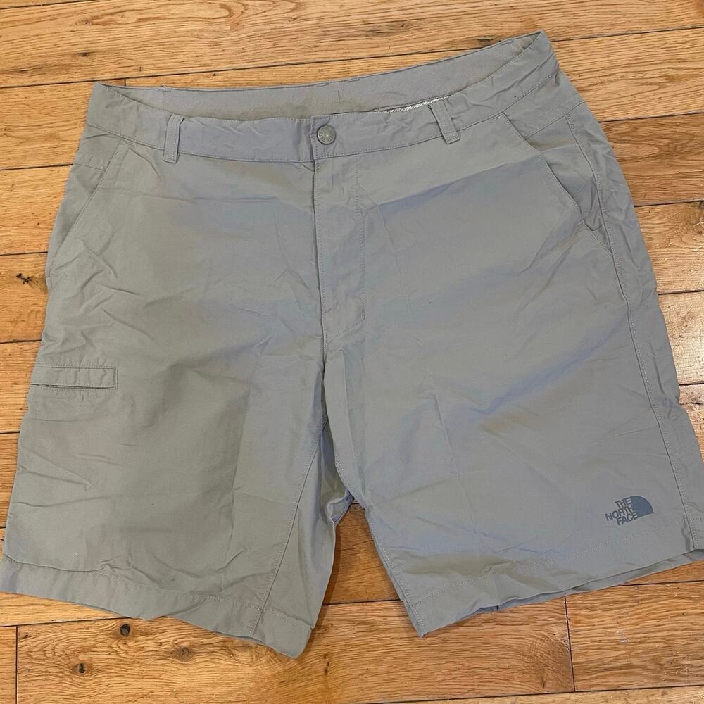 The North Face Men's Performance Hiking Shorts Waterproof Pockets Tan Size 38
